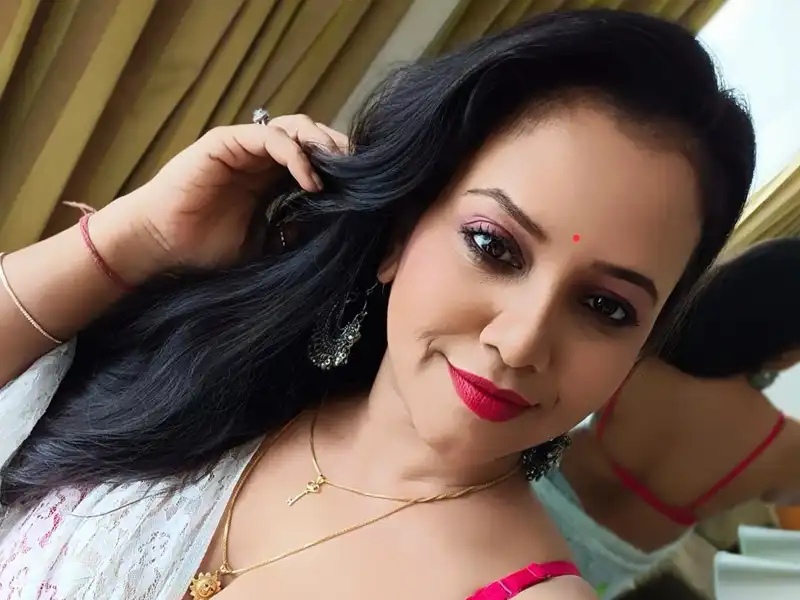 Housewife Call Girls in Agra